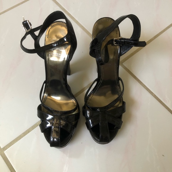 burberry patent heels sz 37 - Picture 1 of 6